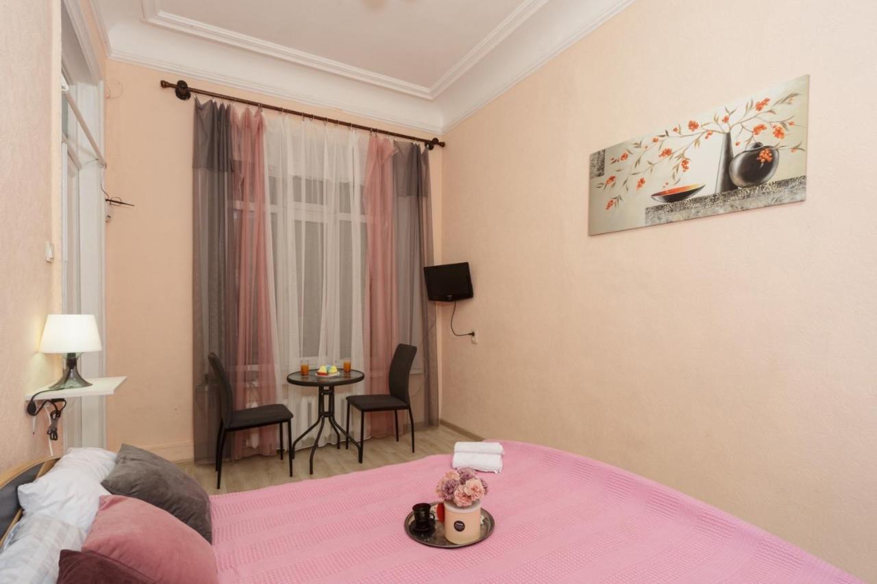Comfortable Apartment In The Very Center Of โอเดสซา ภายนอก รูปภาพ
