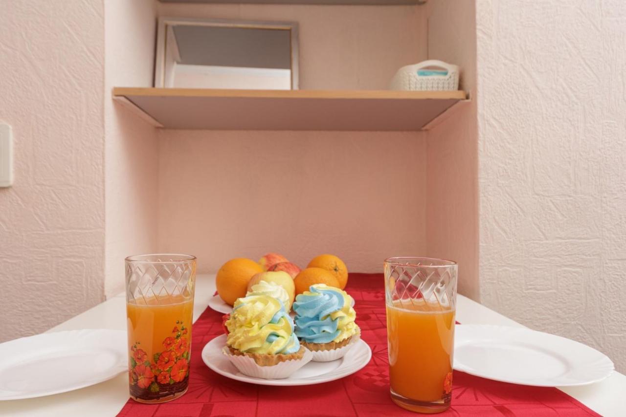 Comfortable Apartment In The Very Center Of โอเดสซา ภายนอก รูปภาพ